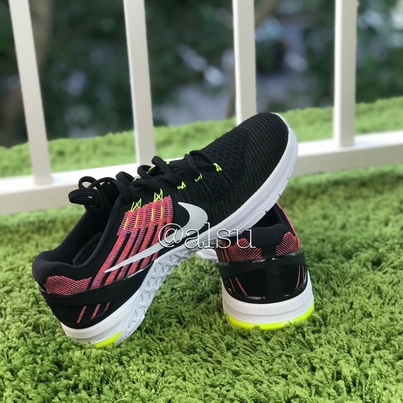 NWT Nike Metcon DSX Flyknit Black WMNS - Picture 2 of 7